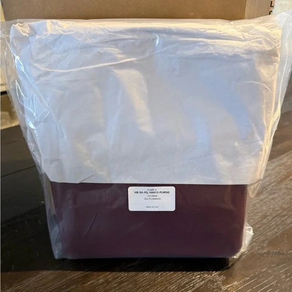 Clare V. Fleurine Leather Shoulder Bag in (Plumingo) Exclusive Color - Picture 5 of 8